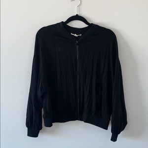 Drop shoulder super soft black zip up